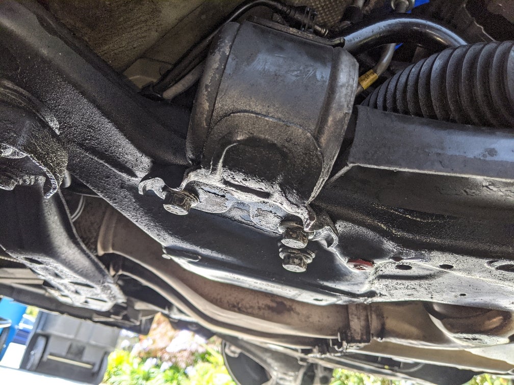 HELP crunching sound may be from Sway bar/ stabilizer bar worn bushings? SwedeSpeed Volvo