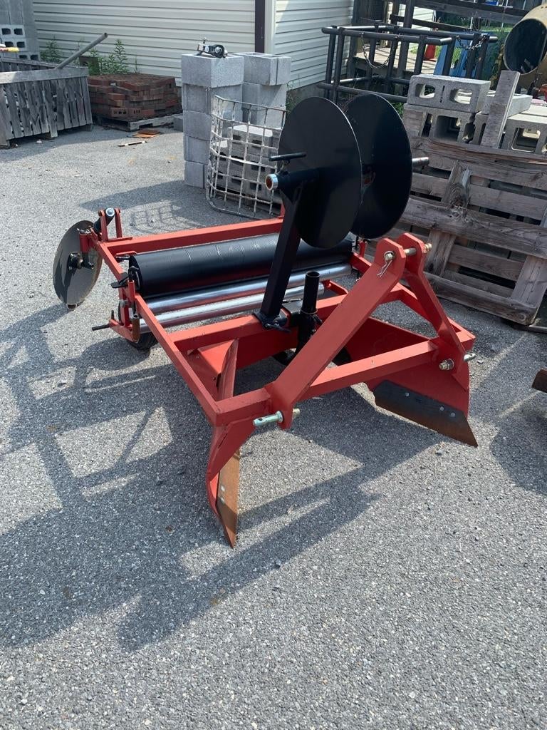 What’s this attachment?? Green Tractor Talk