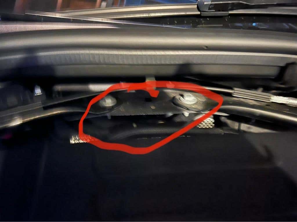 How To Jump Start Alfa Romeo Giulia: Quick & Easy Steps
