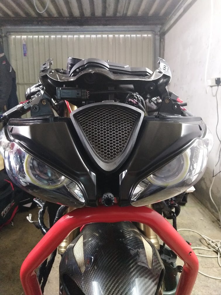 Mutazu Clear Lens Headlight Assembly For Triumph Daytona 675 (2009-2012)