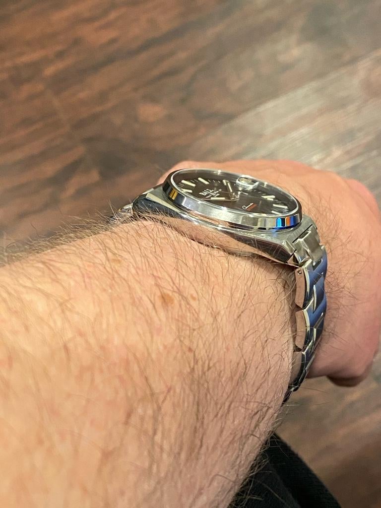 Display caseback: does it make the watch thicker? | WatchUSeek Watch Forums