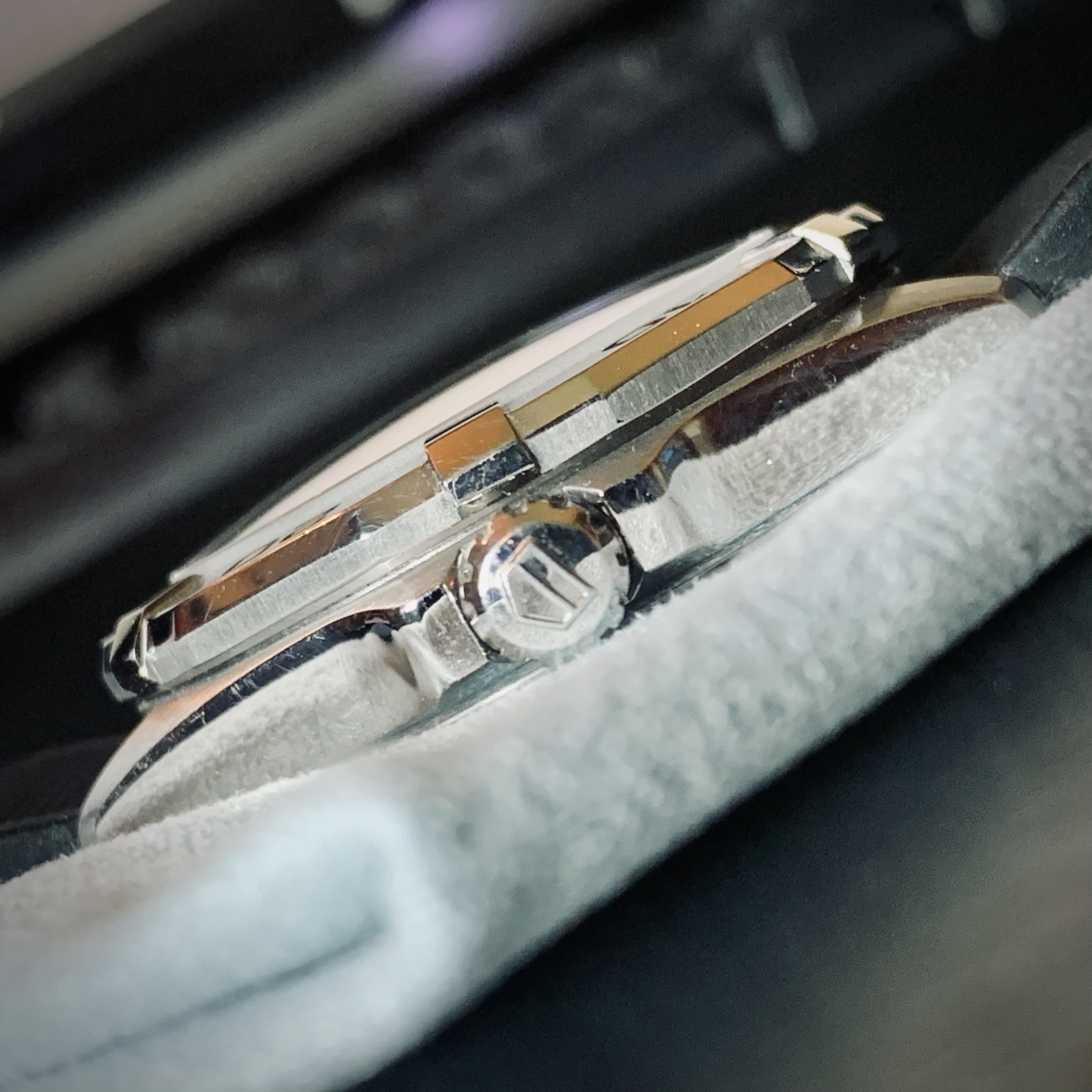 Flat vs Domed crystal WatchUSeek Watch Forums