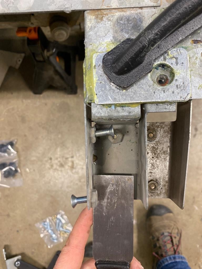 BOE clam hinge velcro locations? The Lotus Cars Community