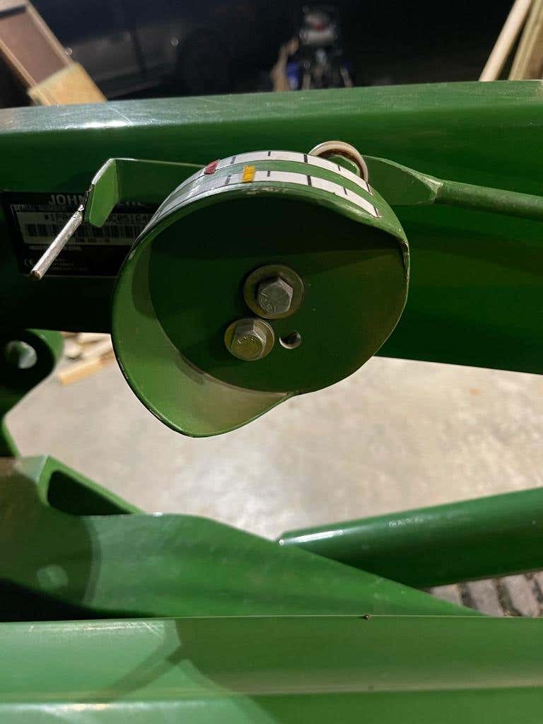 4044R with 440R Loader API (Bucket level Indicator) | Green Tractor Talk
