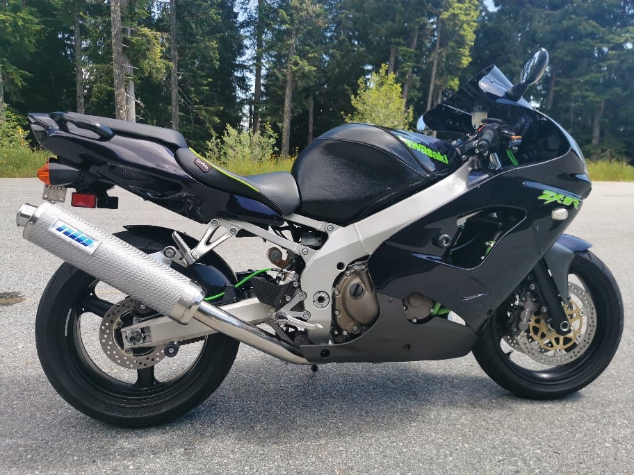 ZX9R vs CBR1100XX: How much slower is the '98 Ninja, and are