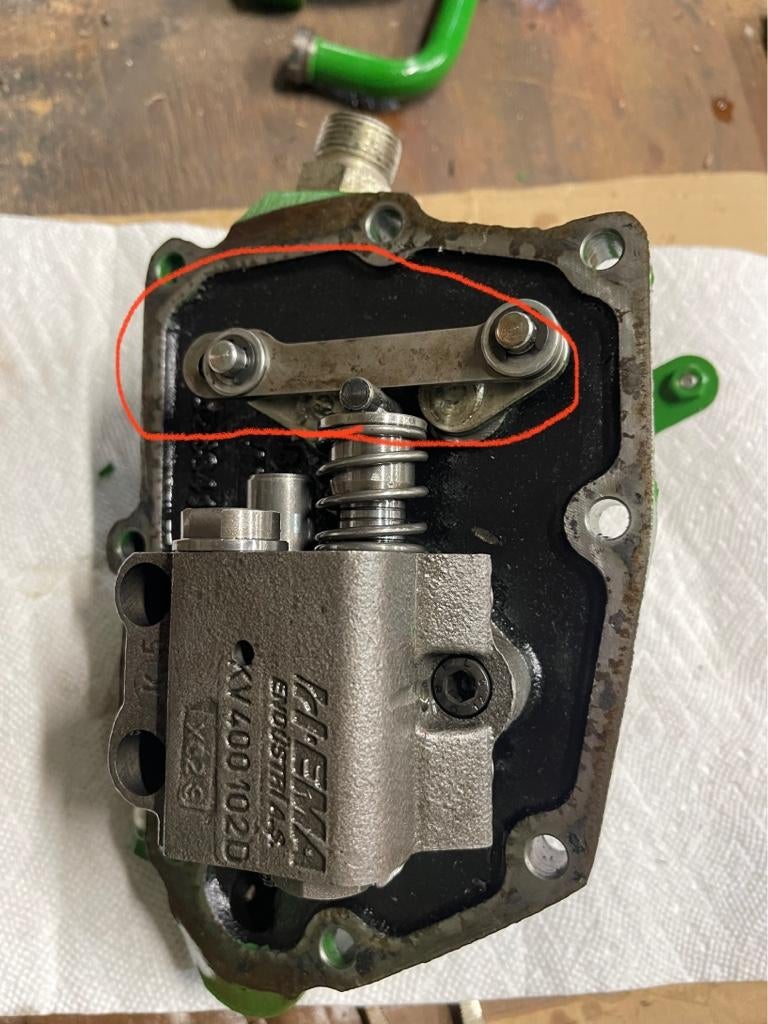 4044r rockshaft position feedback lever broken spring pin | Green ...