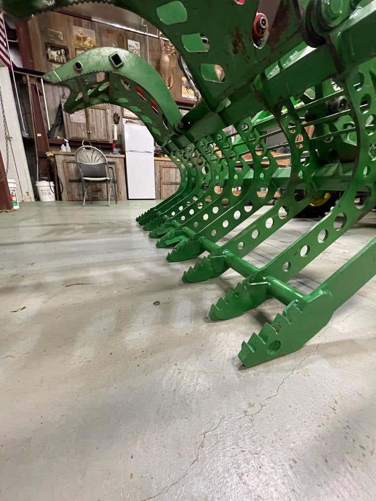 4044R with 440R Loader API (Bucket level Indicator) | Green Tractor Talk
