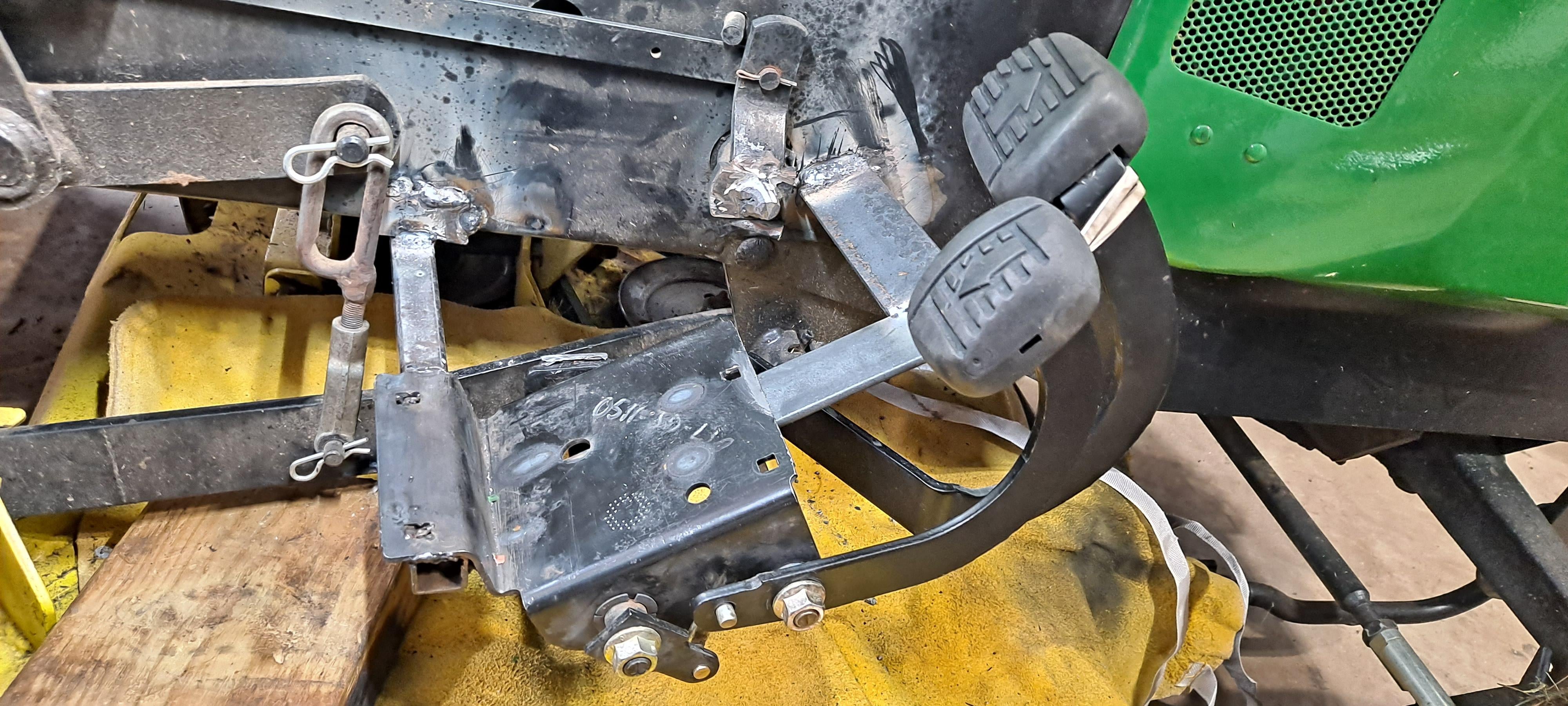 Hydro foot control conversion on a 400 Weekend Freedom Machines