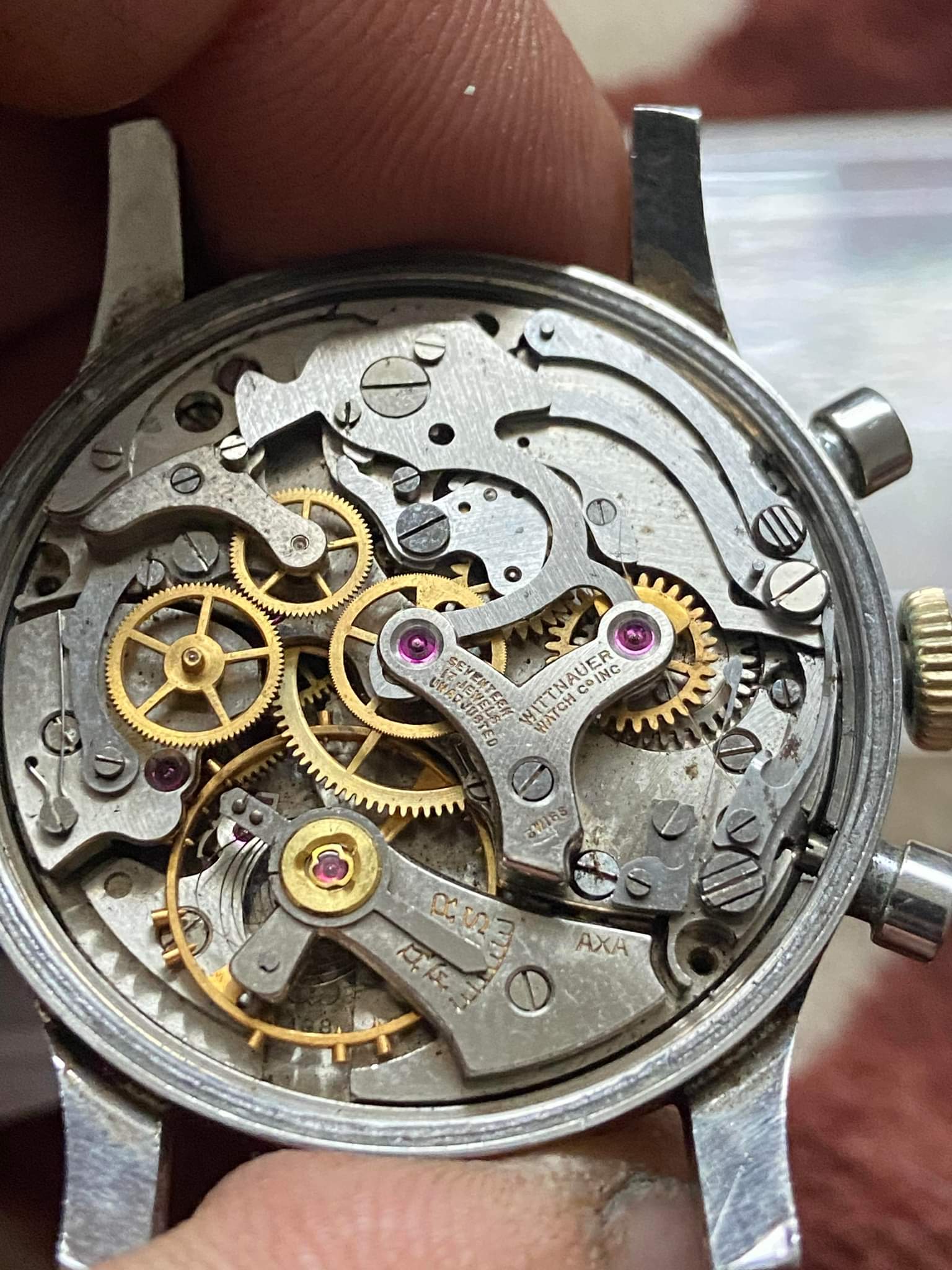 Can someone identify this movement | WatchUSeek Watch Forums