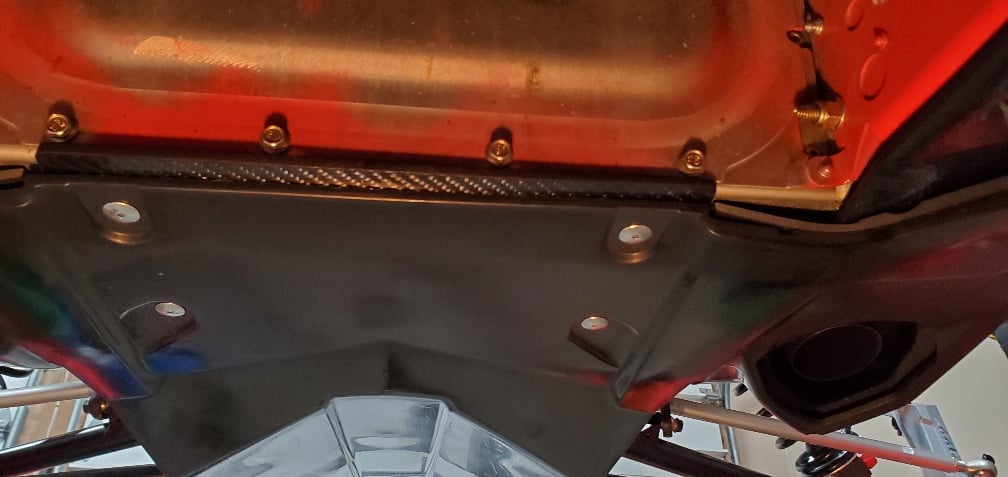 デリカD5 前期　TGS Carbon Skid Protector HL4 RPM Composites Economy Drivetrain Protection Kit( case