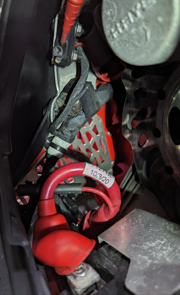 Battery Charging Plug Stopped Working Hardcore Sledder