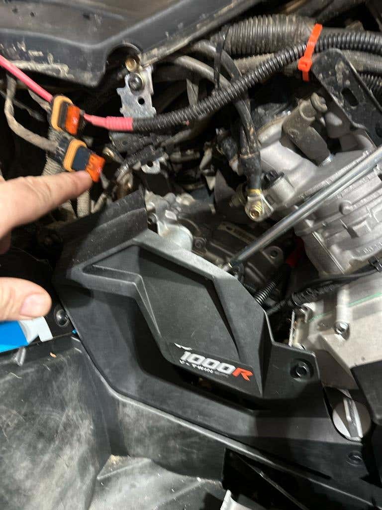 cigarette lighter works but not phone charger How to fix your cigarette lighter/ car charger outlet cigarette lighter works but not phone charger How to fix your cigarette lighter/ car charger outlet