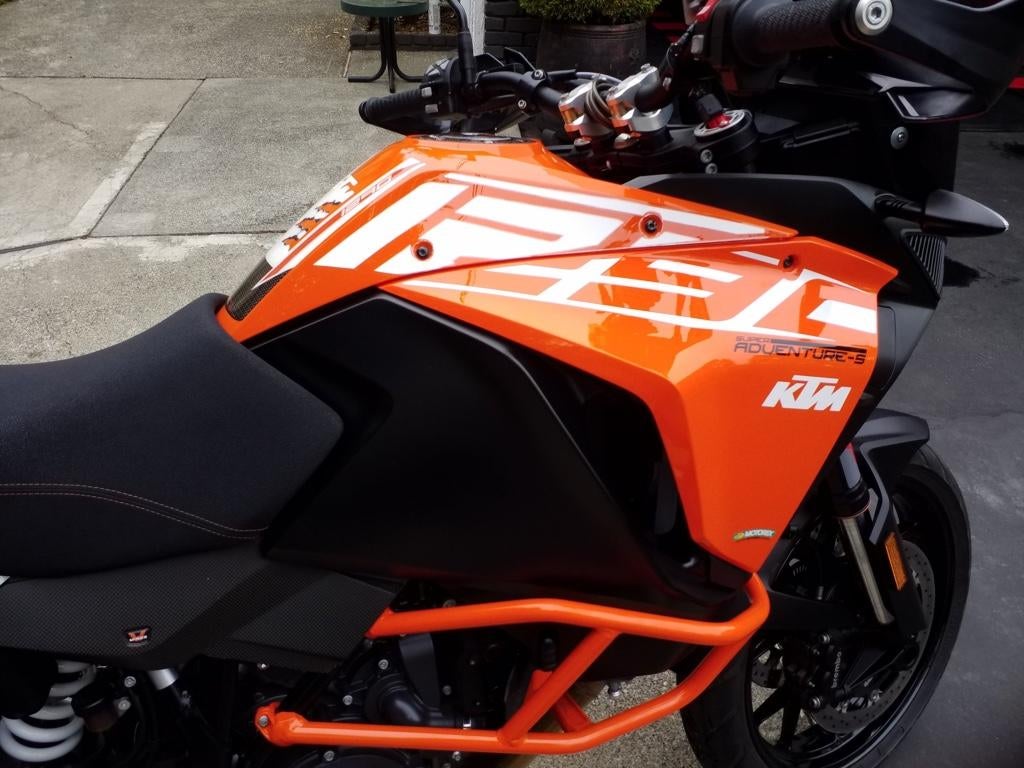 arrow ktm 1090