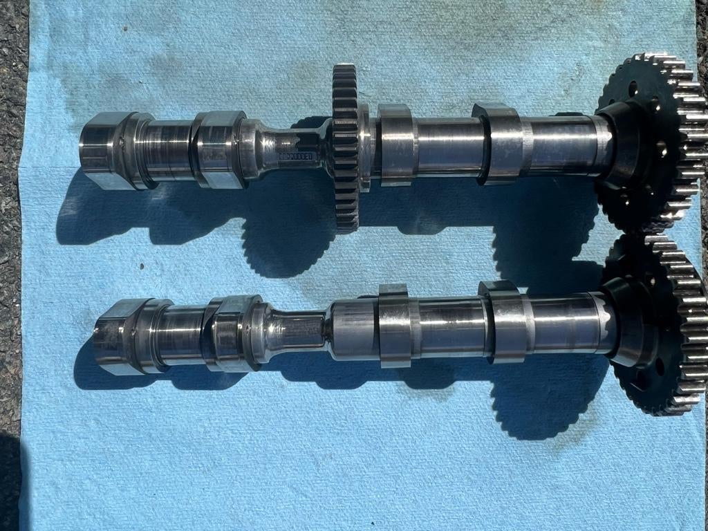 Cam lobe wear Page 32 Adventure Rider